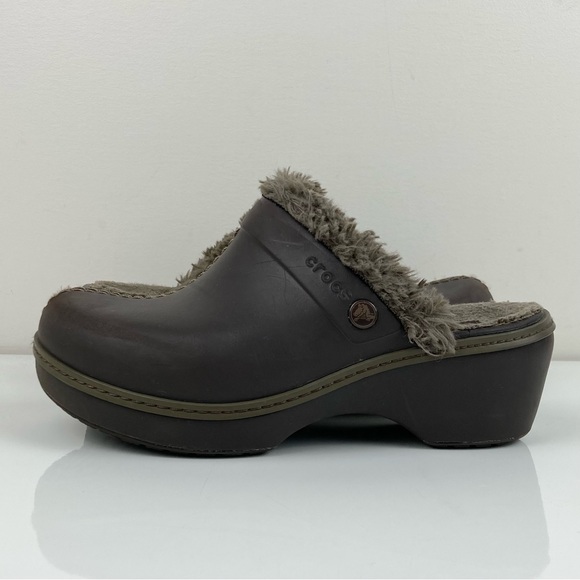 Crocs Women’s Eva Fur Lined Mule Clog Brown Slip On Size 7.0 - Picture 2 of 10